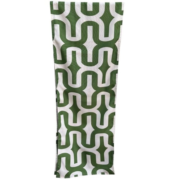 Rodeo Home Green & White Geometric Pattern Woven Rectangle Table Runner 13"x72" - Picture 3 of 6